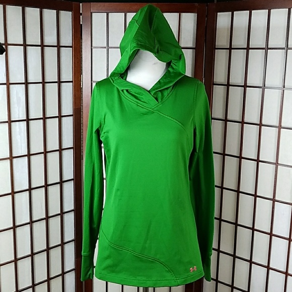 under armour jacket with thumb holes